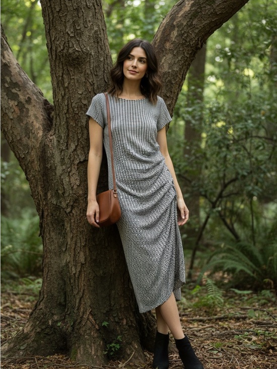 Cato Dresses & Skirts - CATO Side Ruched Shift Dress
Size XSmall